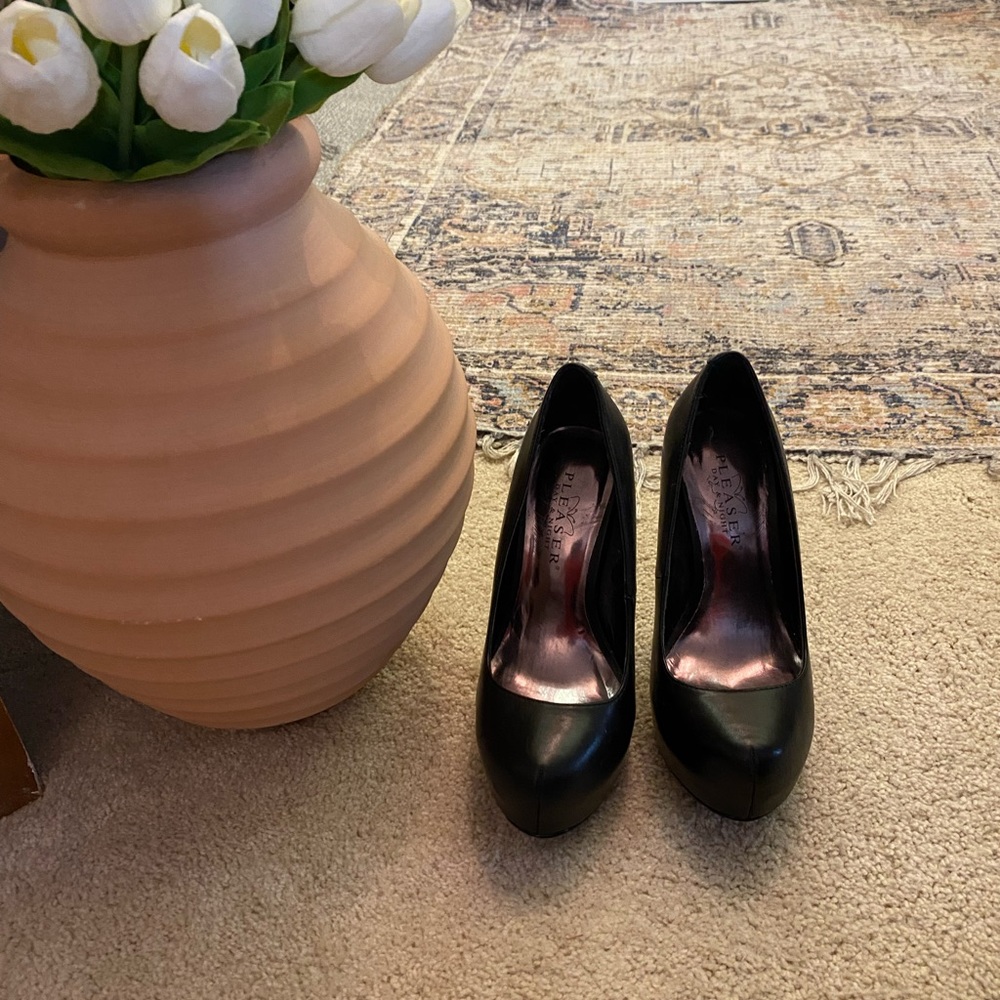 Classic black heels